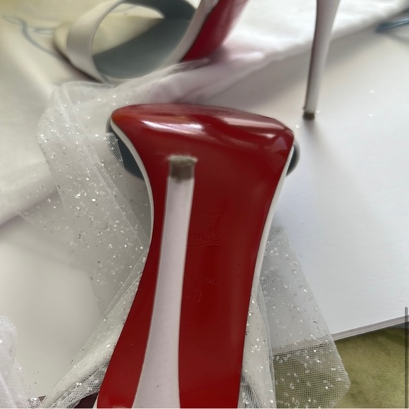 Sandale du Désert sandals. Satin crêpe, 100mm heels, glittered tulle ties. - Picture 7 of 15